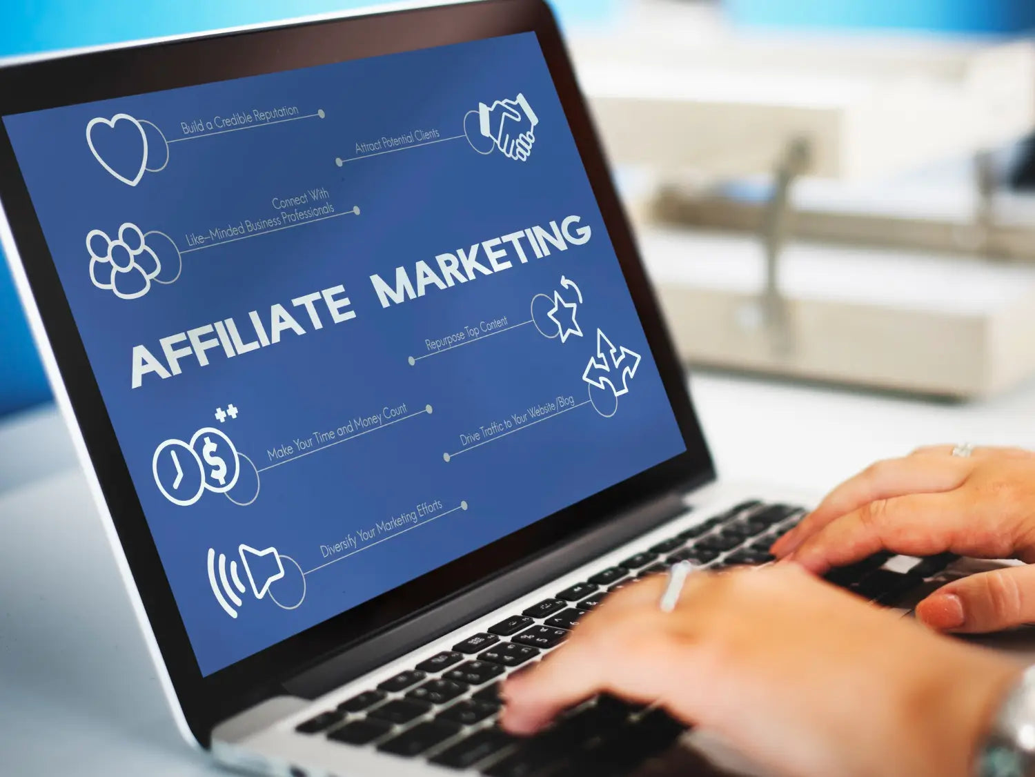 Free vs. Paid: Best Traffic Sources for Affiliate Marketing Success